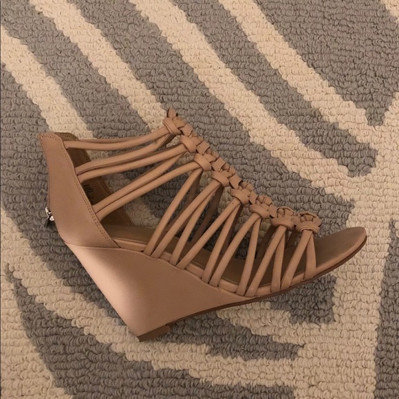 Express Wedges - Picture 4 of 4